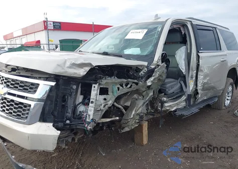 2016 Chevrolet Suburban Lt z USA, uszkodzony, nr VIN 1GNSKHKC7GR101526